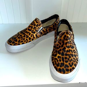 <price negotiable> BRAND NEW Leopard Print Slip On Vans!!!!